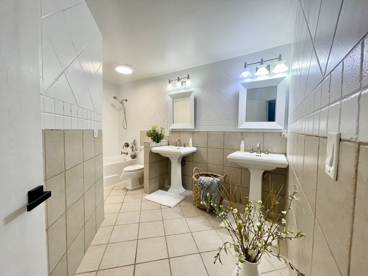 889 N Hamilton Court, Palatine, IL 60067