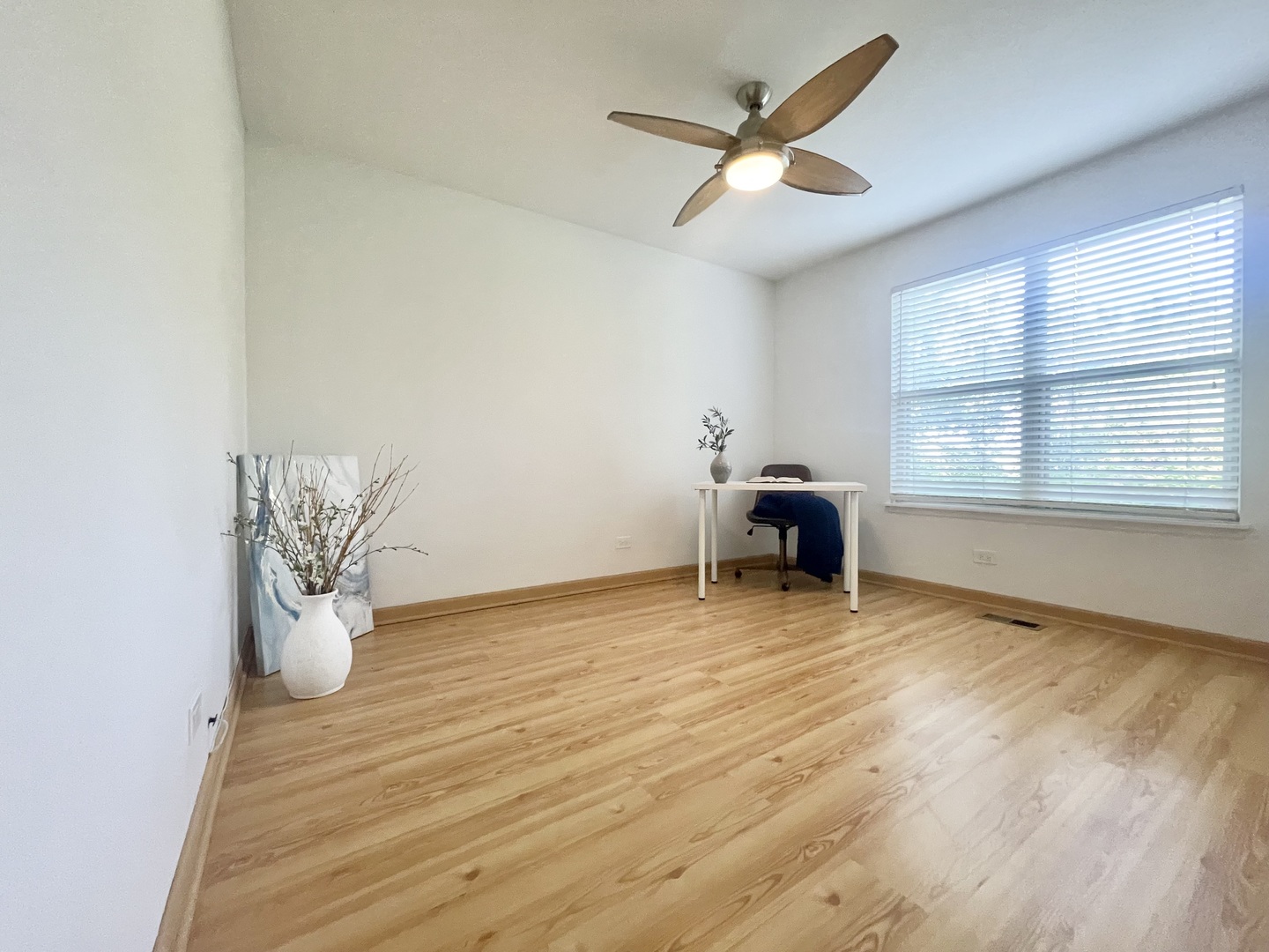 889 N Hamilton Court, Palatine, IL 60067