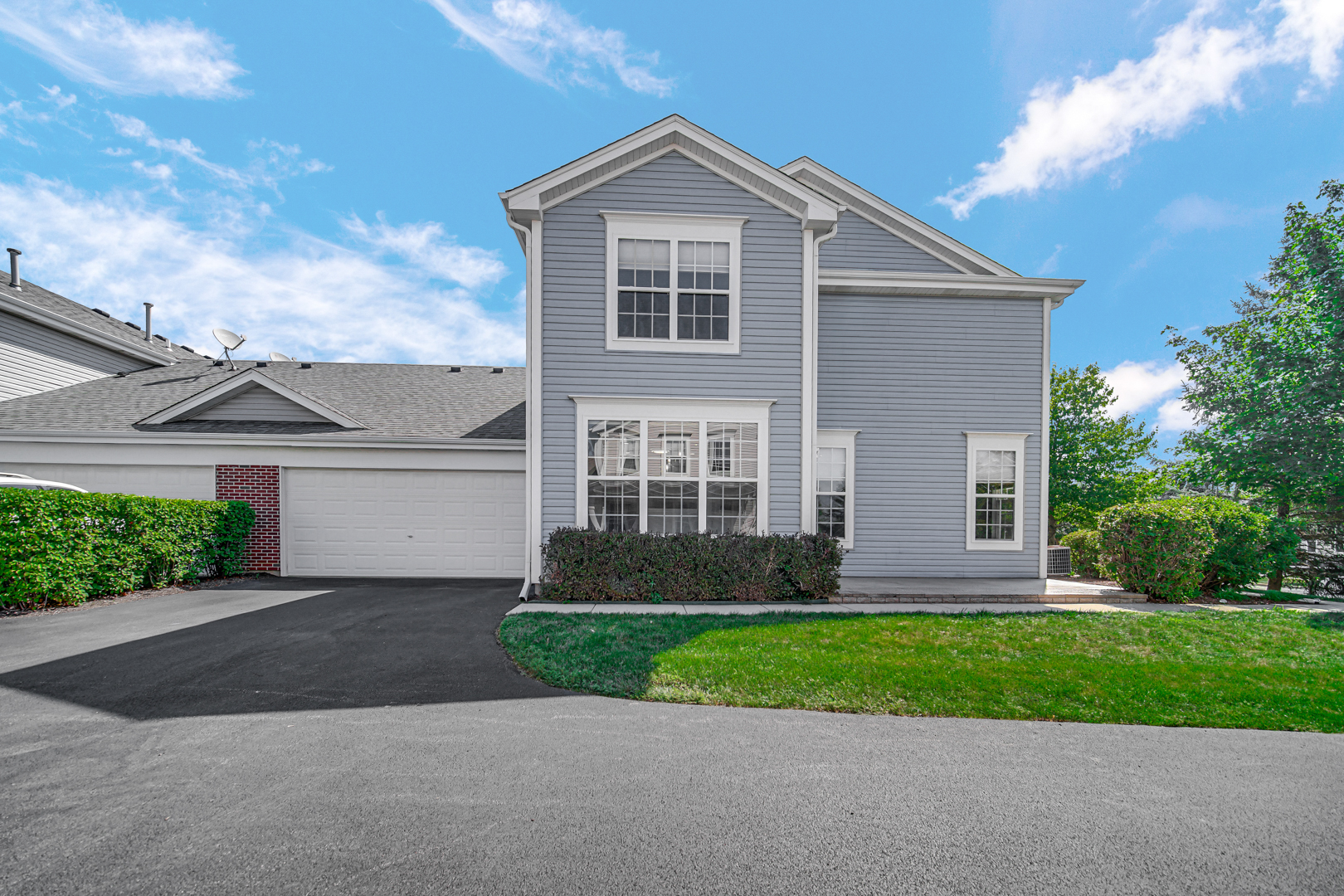 121 W Park Avenue #A, Sugar Grove, IL 60554