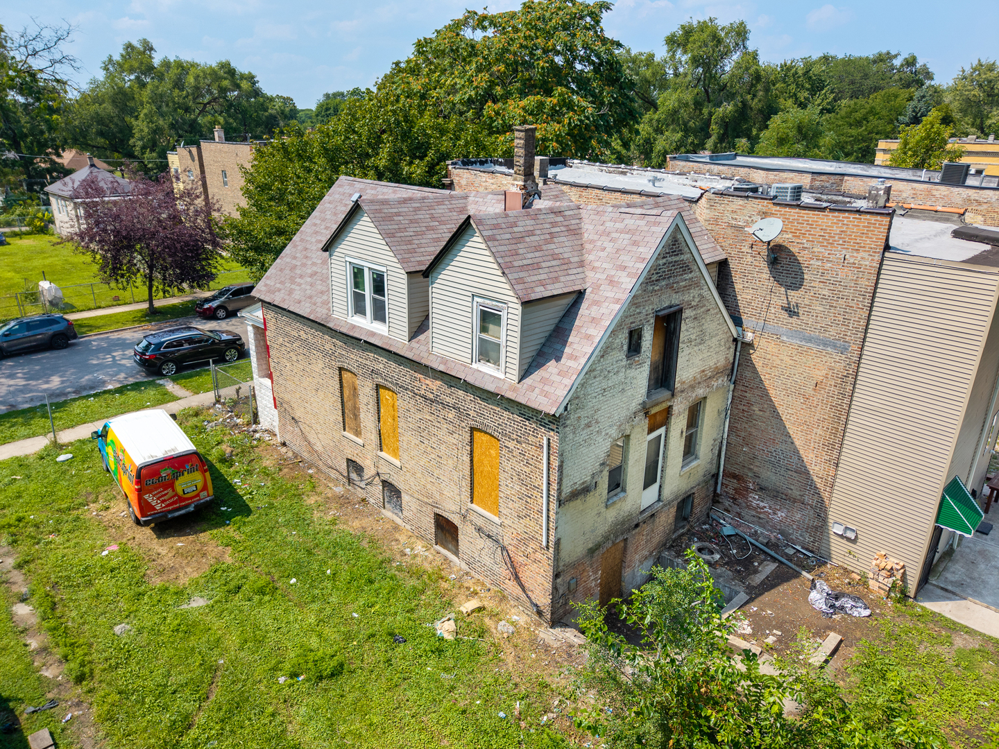 5811 S Bishop Street, Chicago, IL 60636