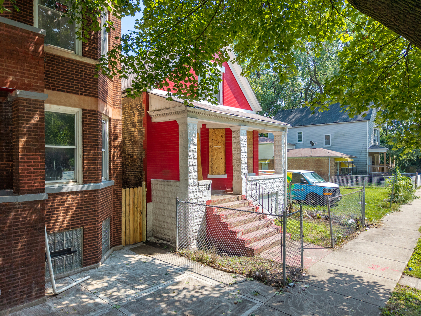 5811 S Bishop Street, Chicago, IL 60636