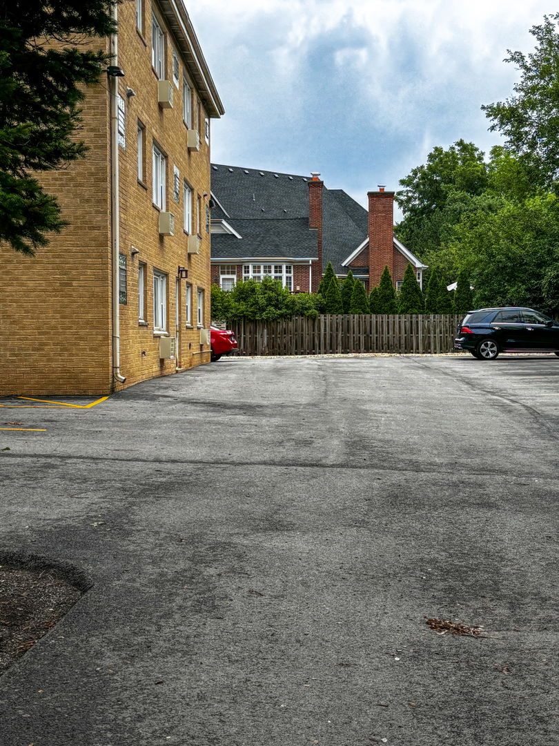 1003 S Euclid Avenue #3W, Elmhurst, IL 60126