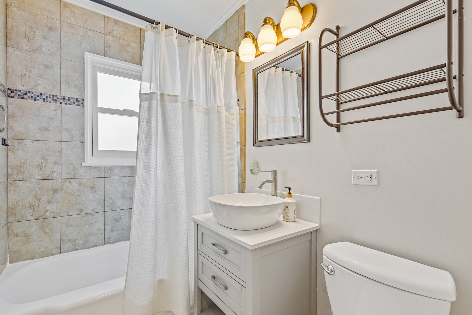 1265 S Wolf Road, Des Plaines, IL 60018