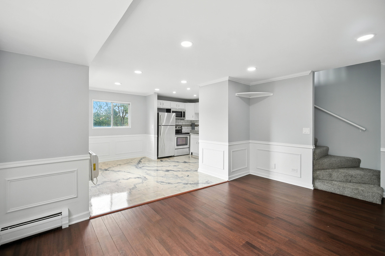 2502 ALGONQUIN Road #2, Rolling Meadows, IL 60008