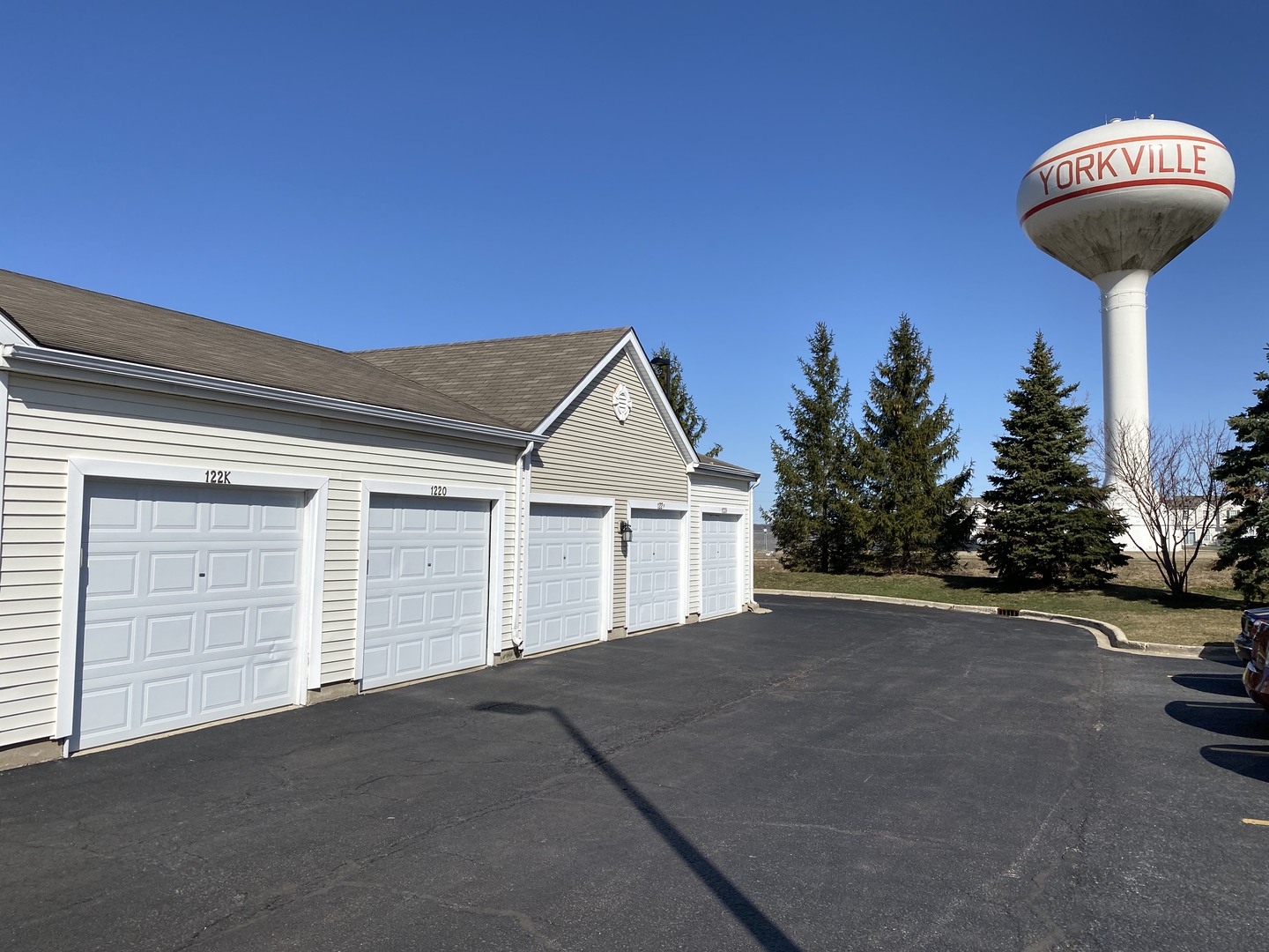 122 Bertram Drive #K, Yorkville, IL 60560