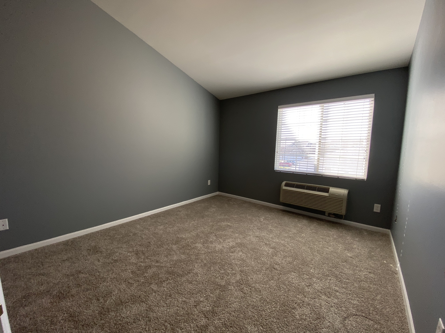 122 Bertram Drive #K, Yorkville, IL 60560