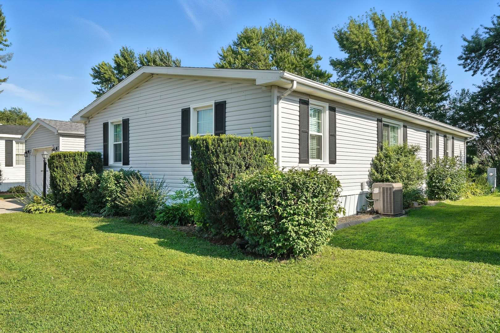 5193 Foxmoor Avenue, Portage, IN 46368