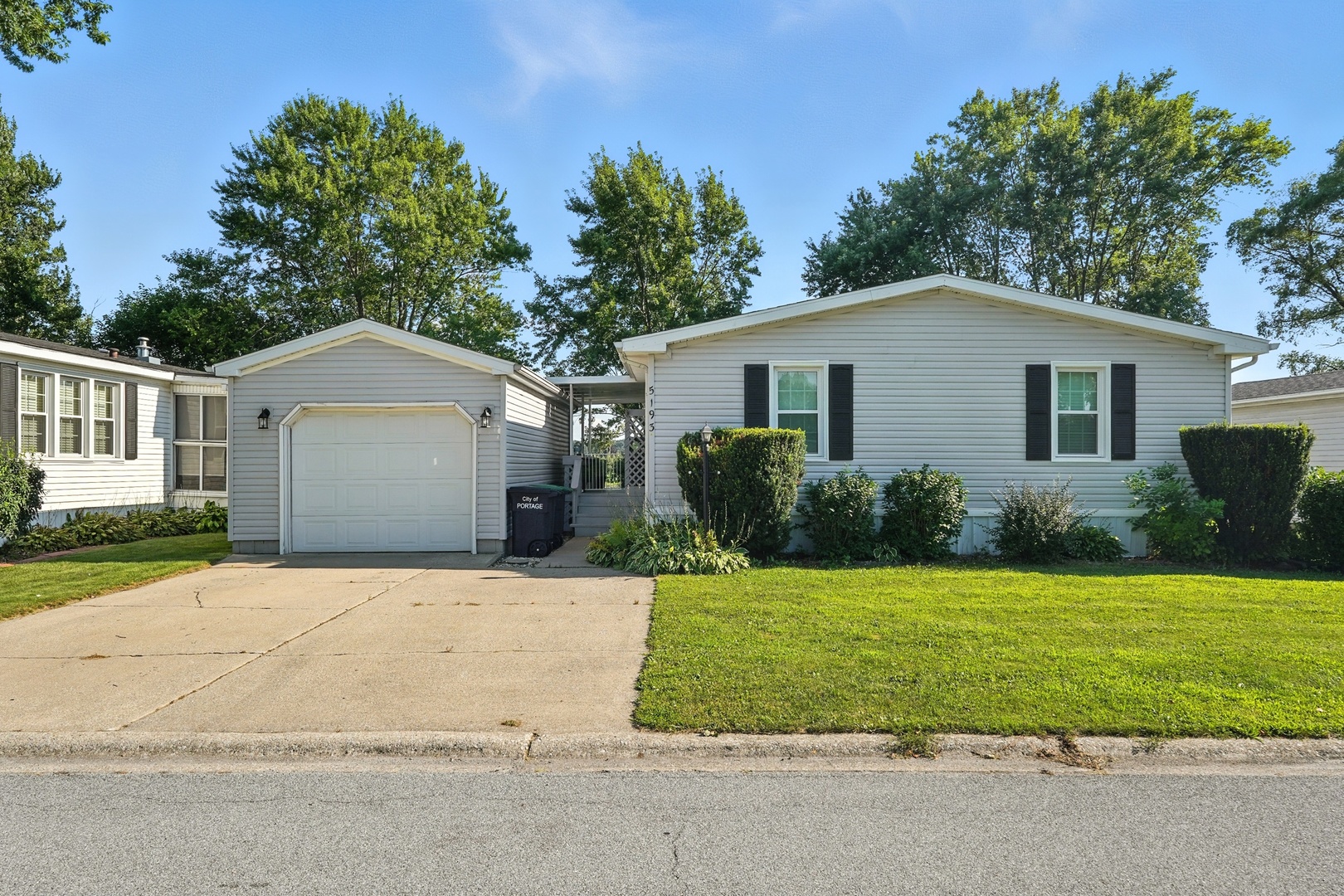 5193 Foxmoor Avenue, Portage, IN 46368