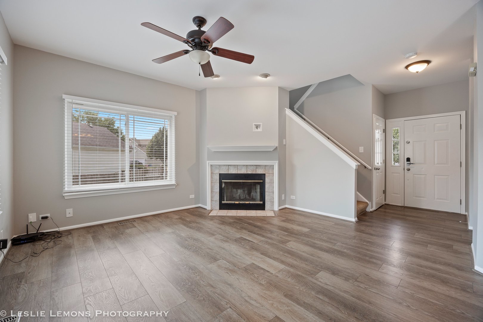 6 Flowerfield Court, Lake In The Hills, IL 60156