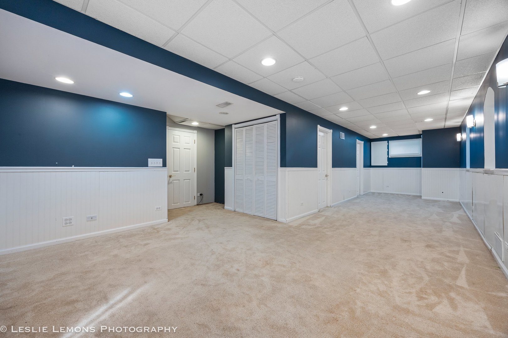 6 Flowerfield Court, Lake In The Hills, IL 60156