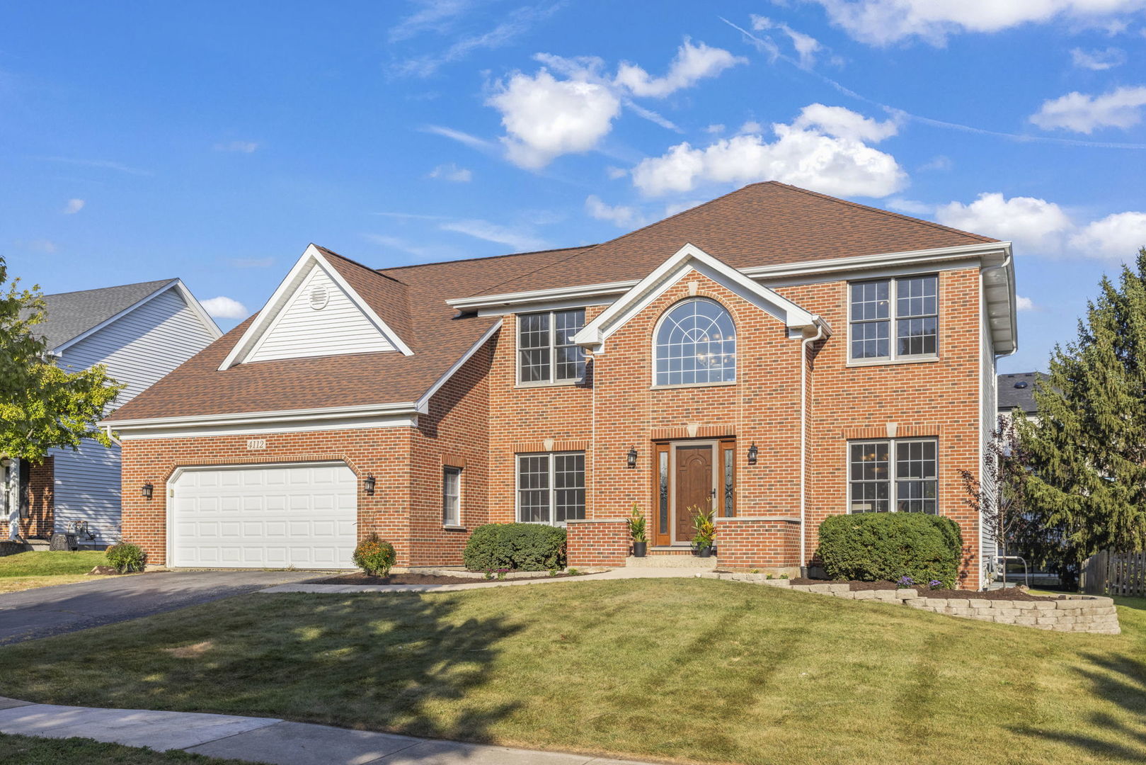 4112 SCHILLINGER Drive, Naperville, IL 60564