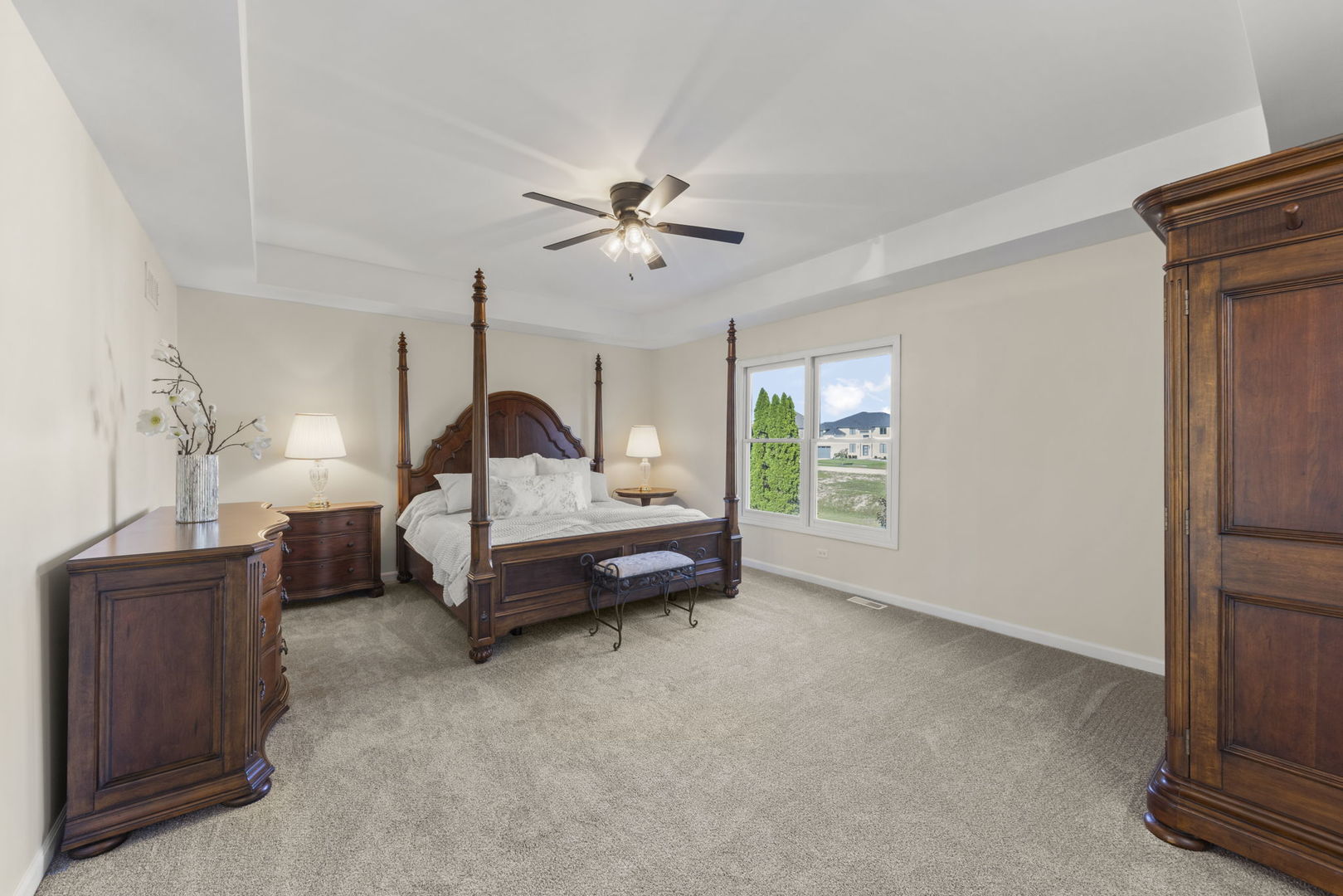 4112 SCHILLINGER Drive, Naperville, IL 60564