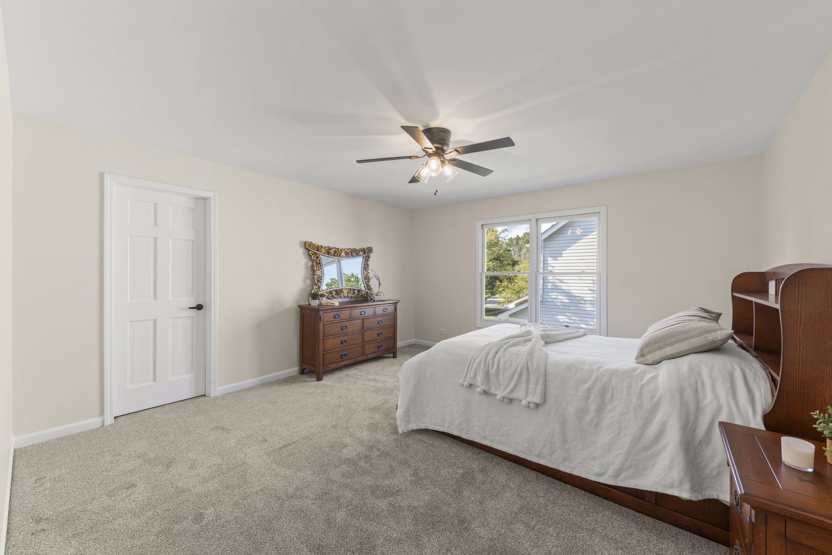 4112 SCHILLINGER Drive, Naperville, IL 60564