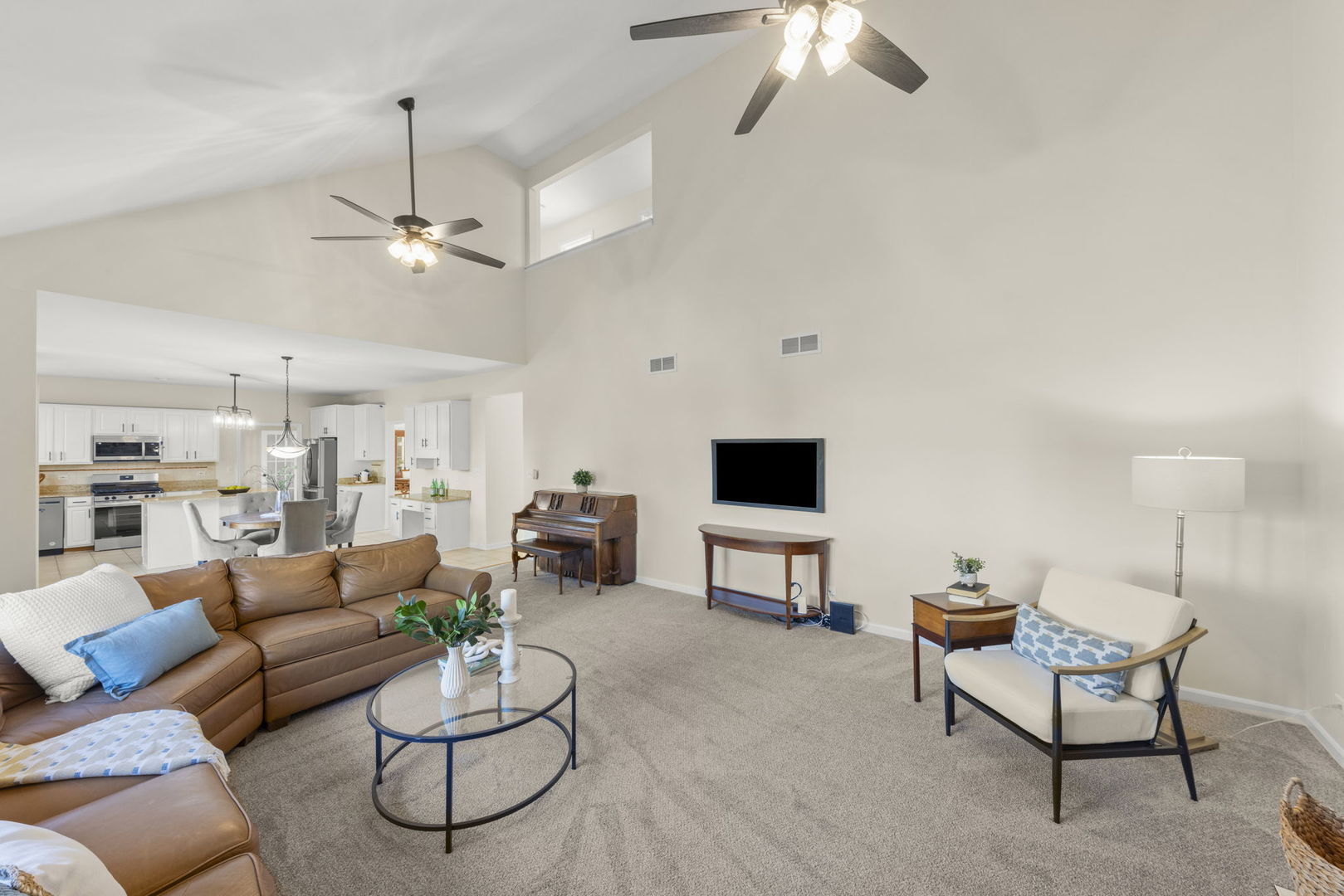 4112 SCHILLINGER Drive, Naperville, IL 60564