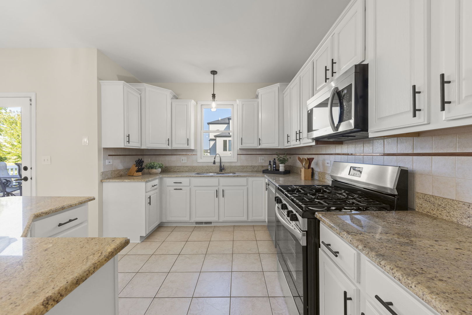 4112 SCHILLINGER Drive, Naperville, IL 60564