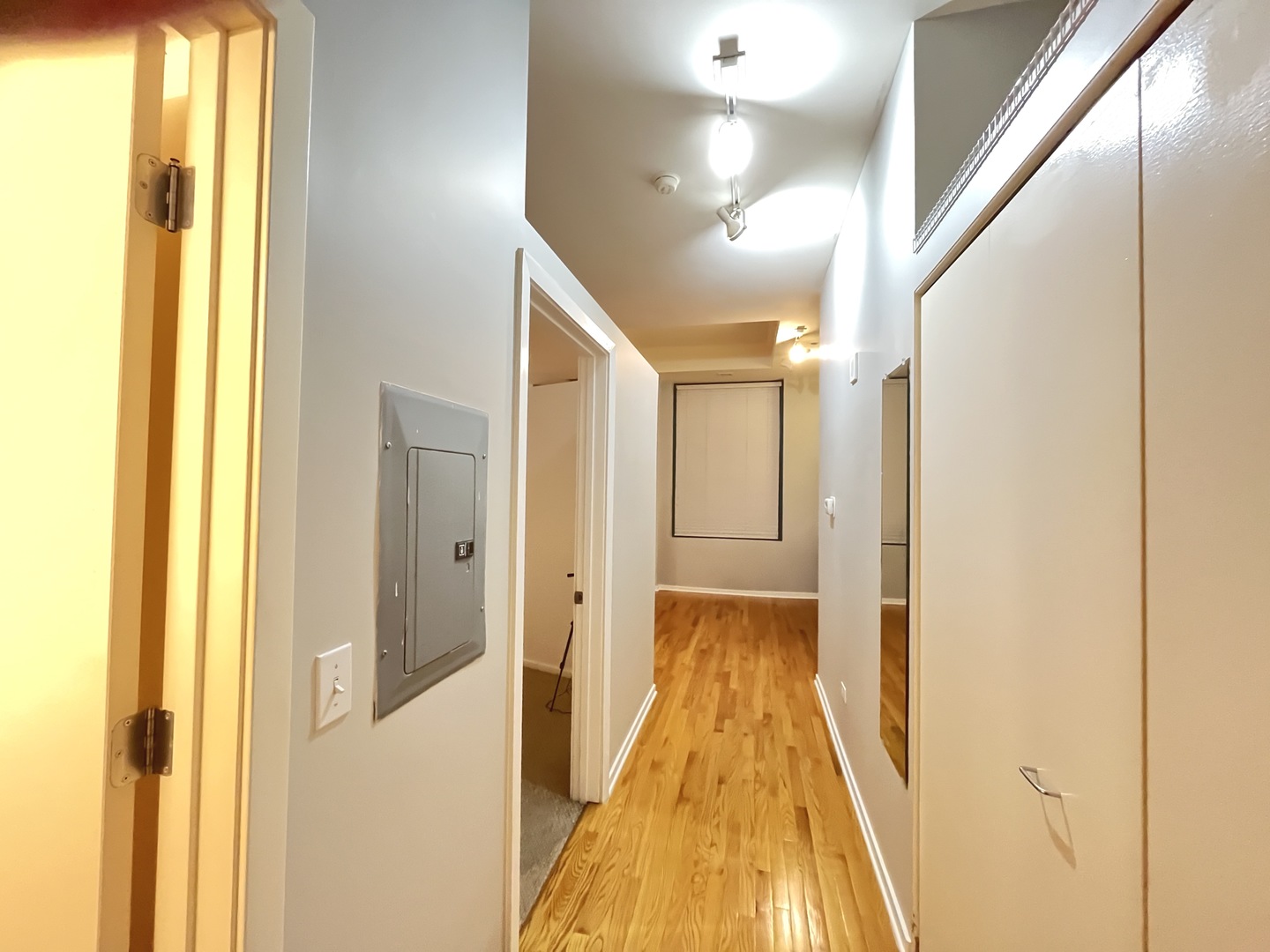 208 W Washington Street #702, Chicago, IL 60606