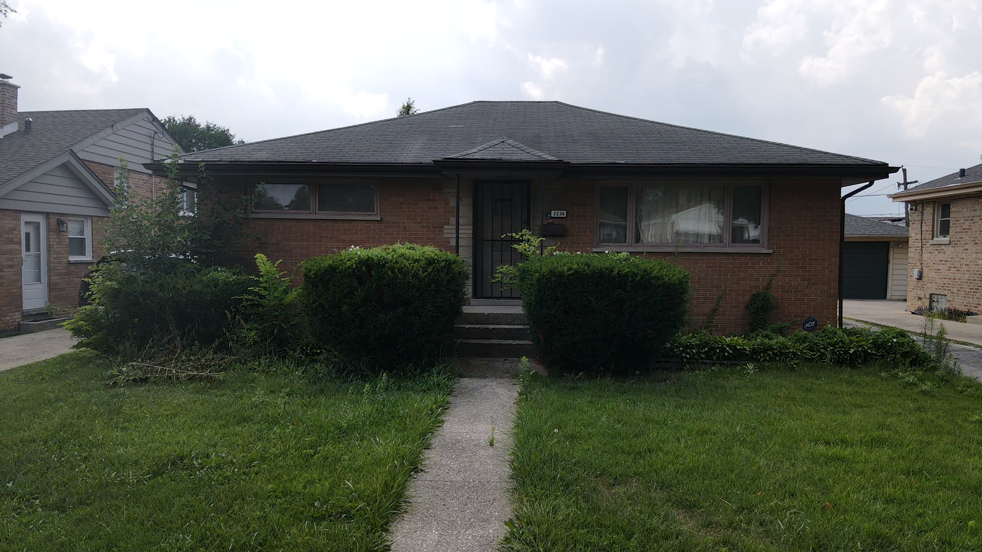 2234 S 18th Avenue, Broadview, IL 60155