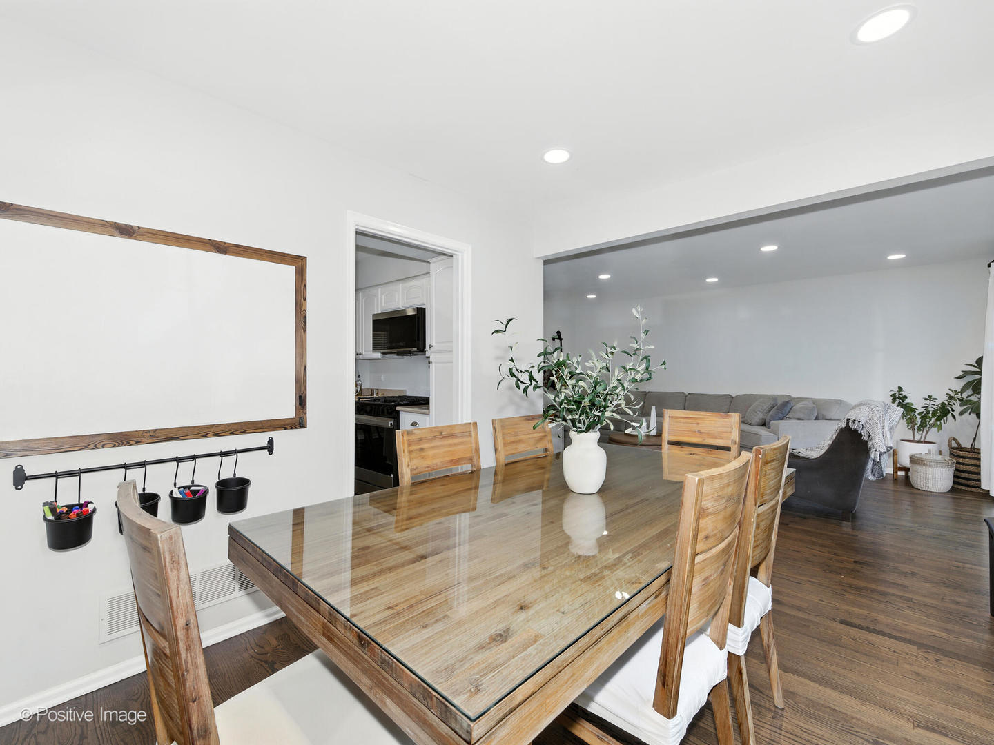 2S761 THERESA Court #761, Oak Brook, IL 60523