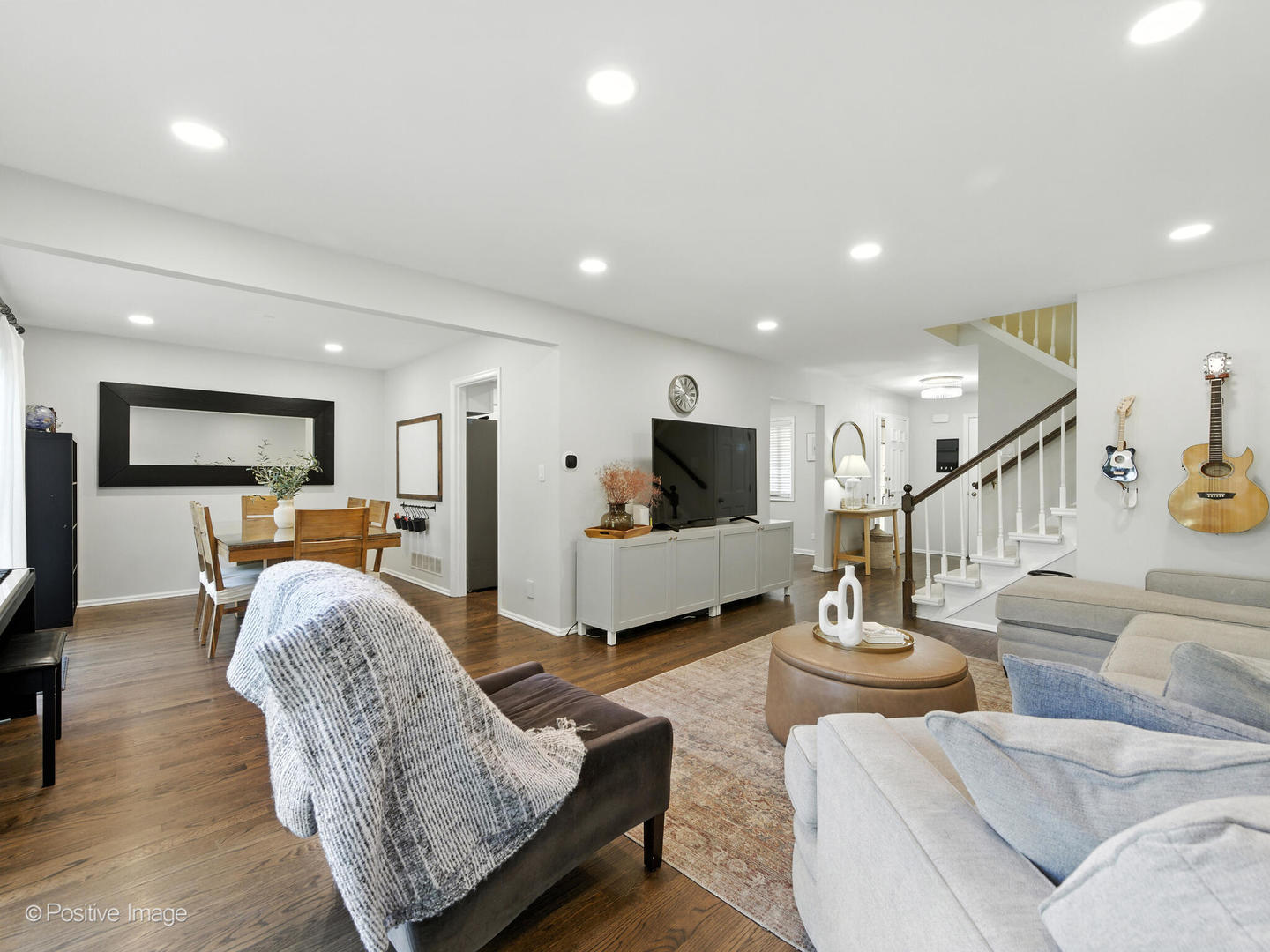 2S761 THERESA Court #761, Oak Brook, IL 60523