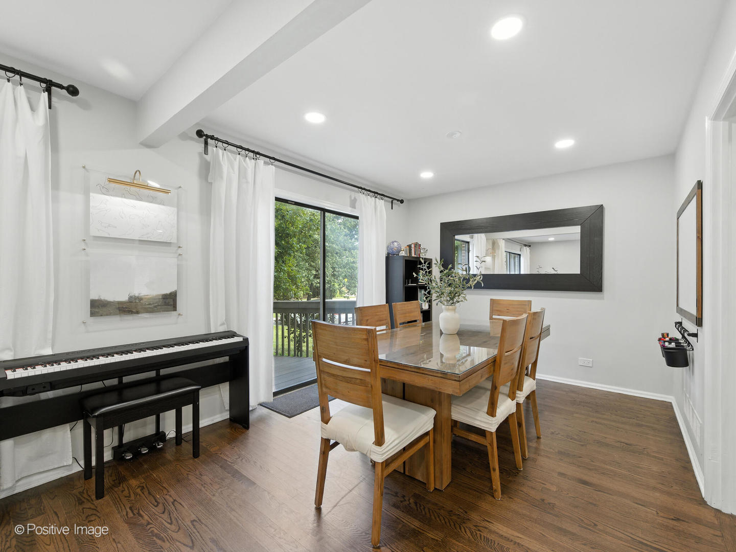 2S761 THERESA Court #761, Oak Brook, IL 60523