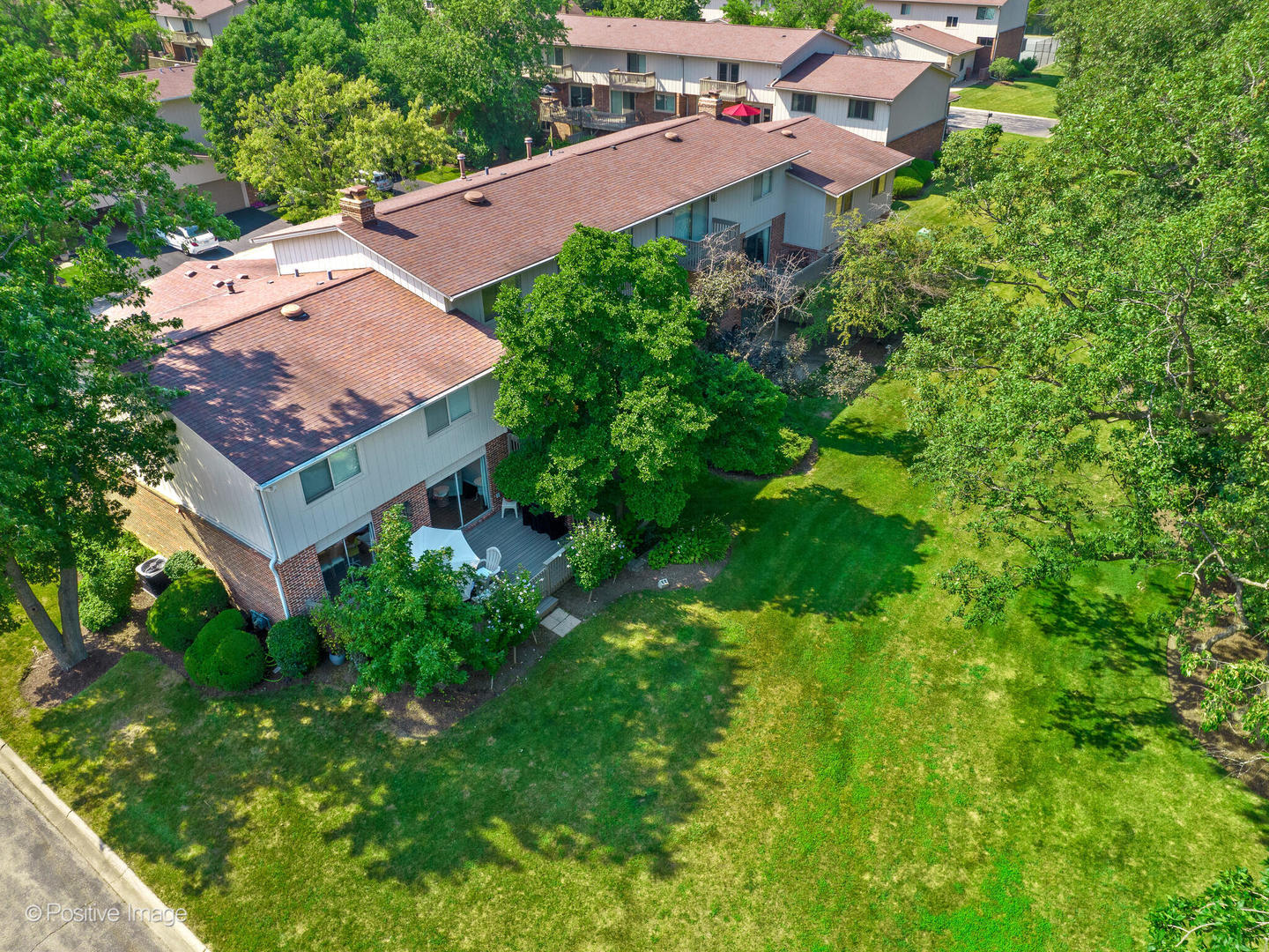 2S761 THERESA Court #761, Oak Brook, IL 60523