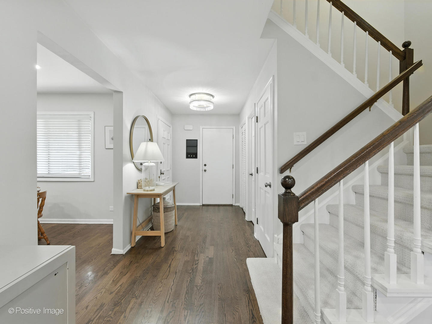 2S761 THERESA Court #761, Oak Brook, IL 60523