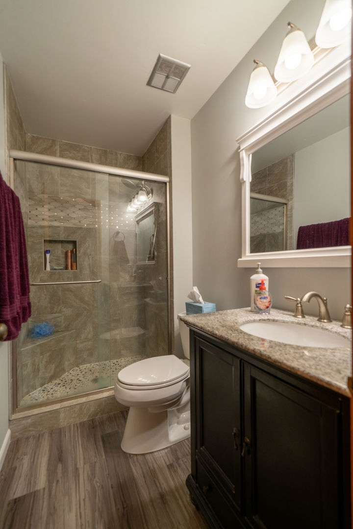 271 S WESTERN Avenue, Bartlett, IL 60103