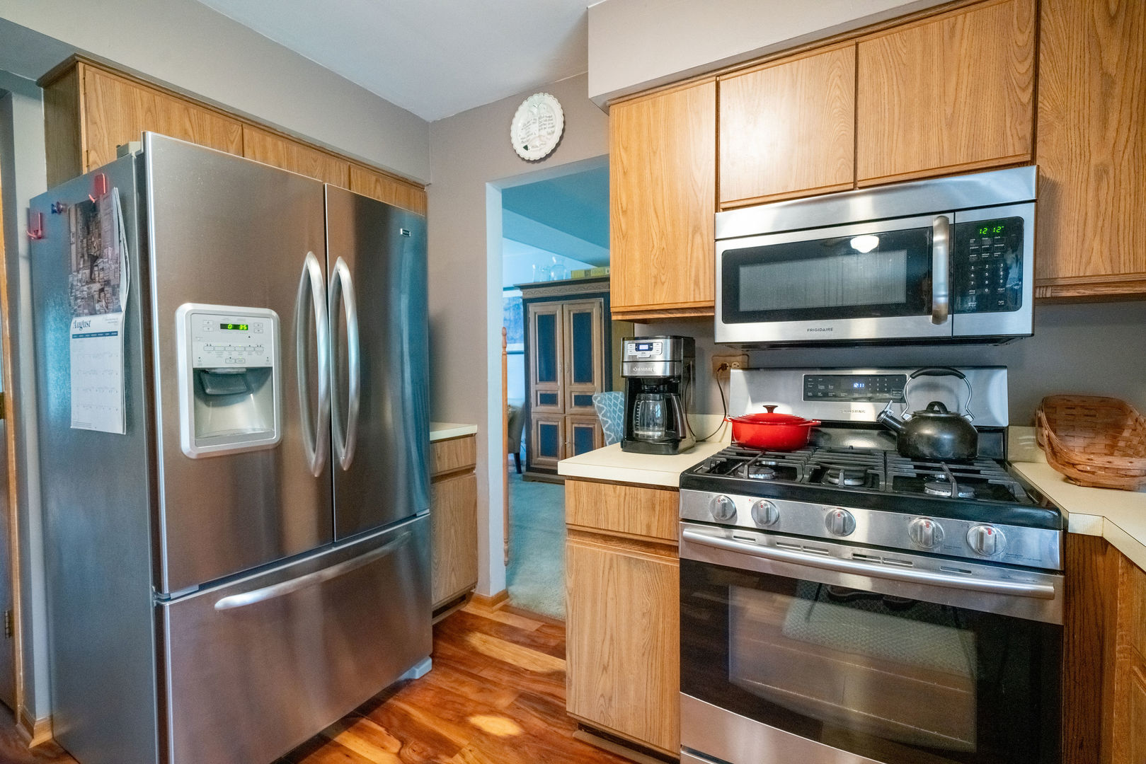 271 S WESTERN Avenue, Bartlett, IL 60103