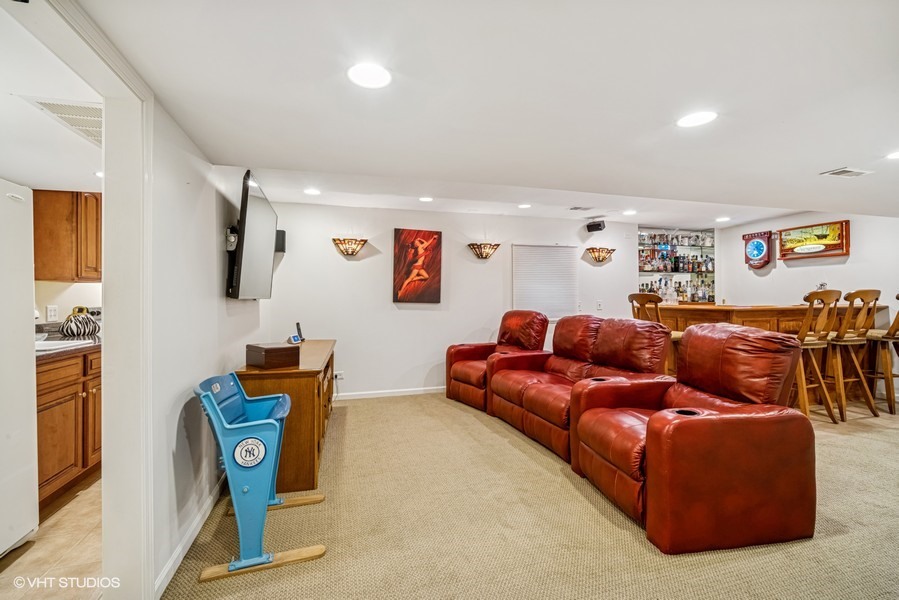 51 Heron Road, Lake Forest, IL 60045