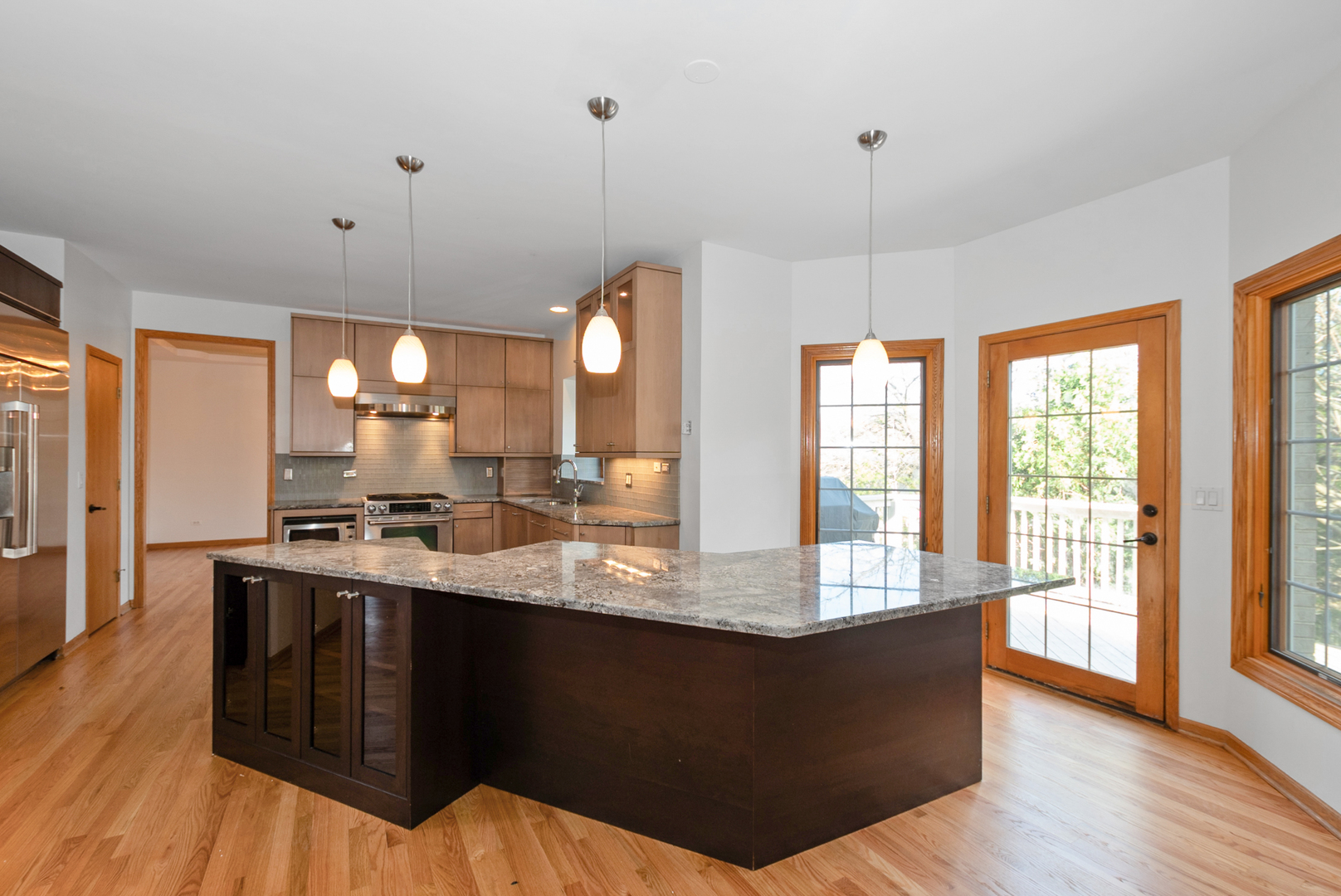 9000 Deerwood Court, Palos Hills, IL 60465