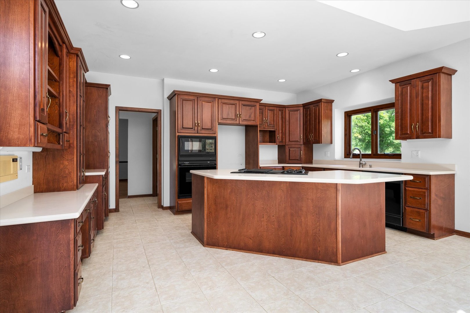 1804 Princess Circle, Naperville, IL 60564