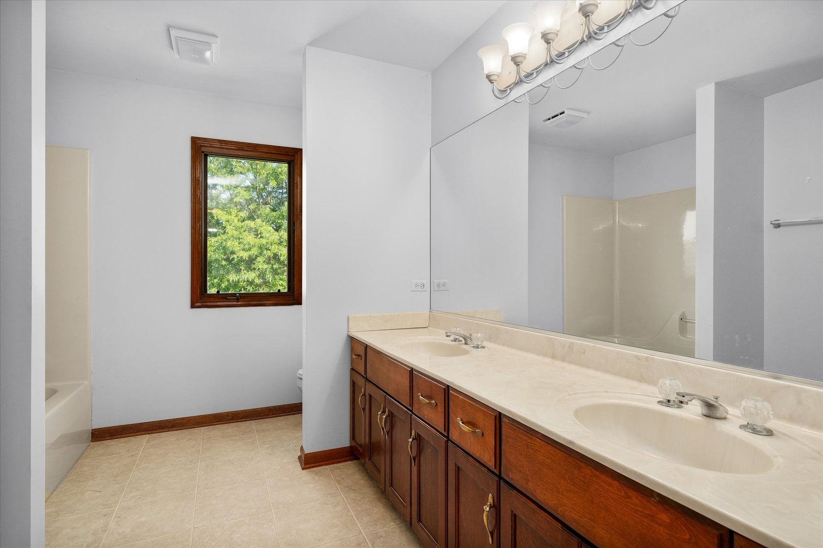 1804 Princess Circle, Naperville, IL 60564