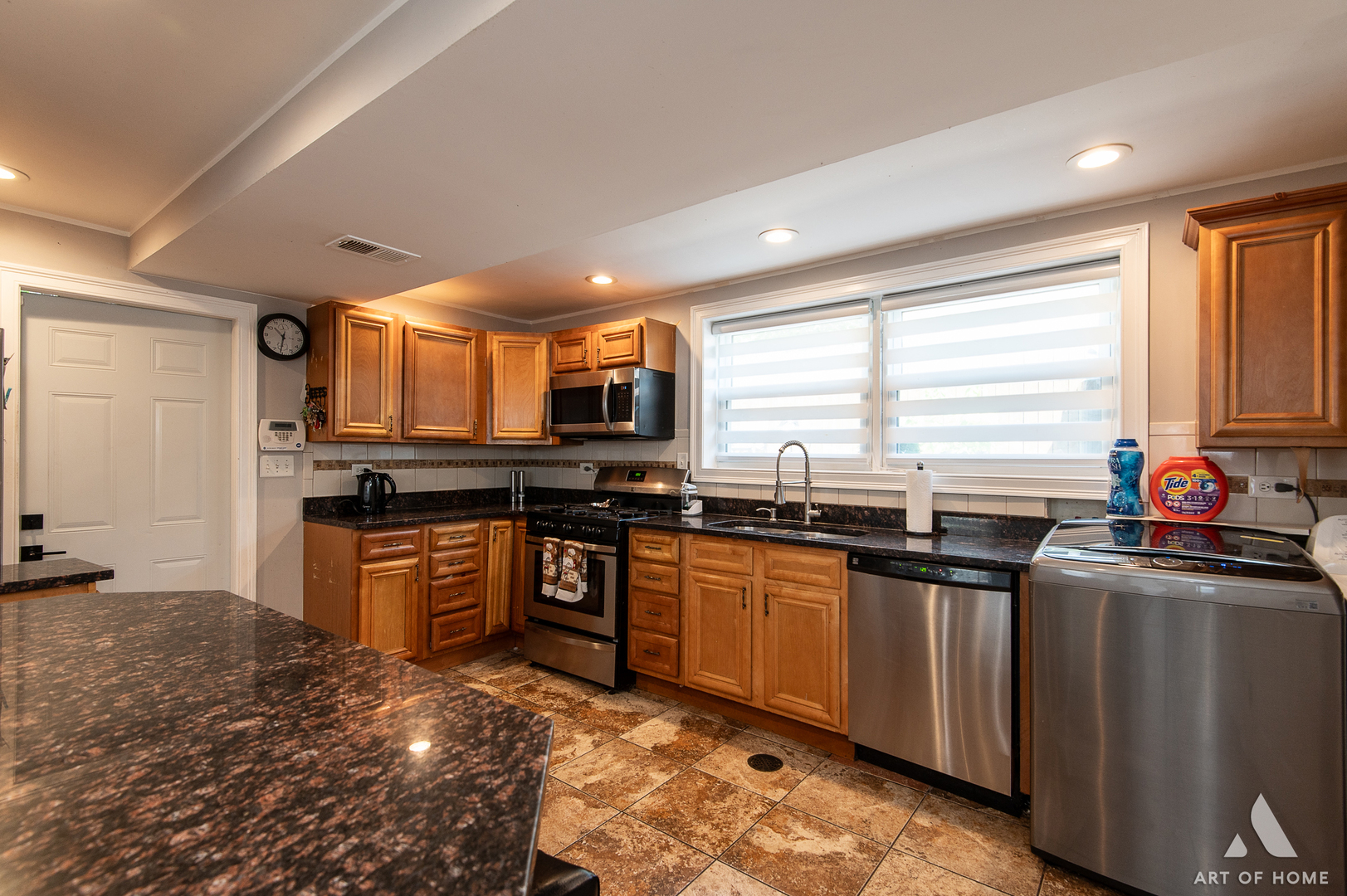 9108 Moody Avenue, Oak Lawn, IL 60453