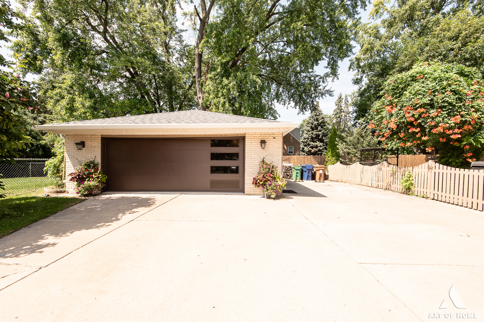 9108 Moody Avenue, Oak Lawn, IL 60453