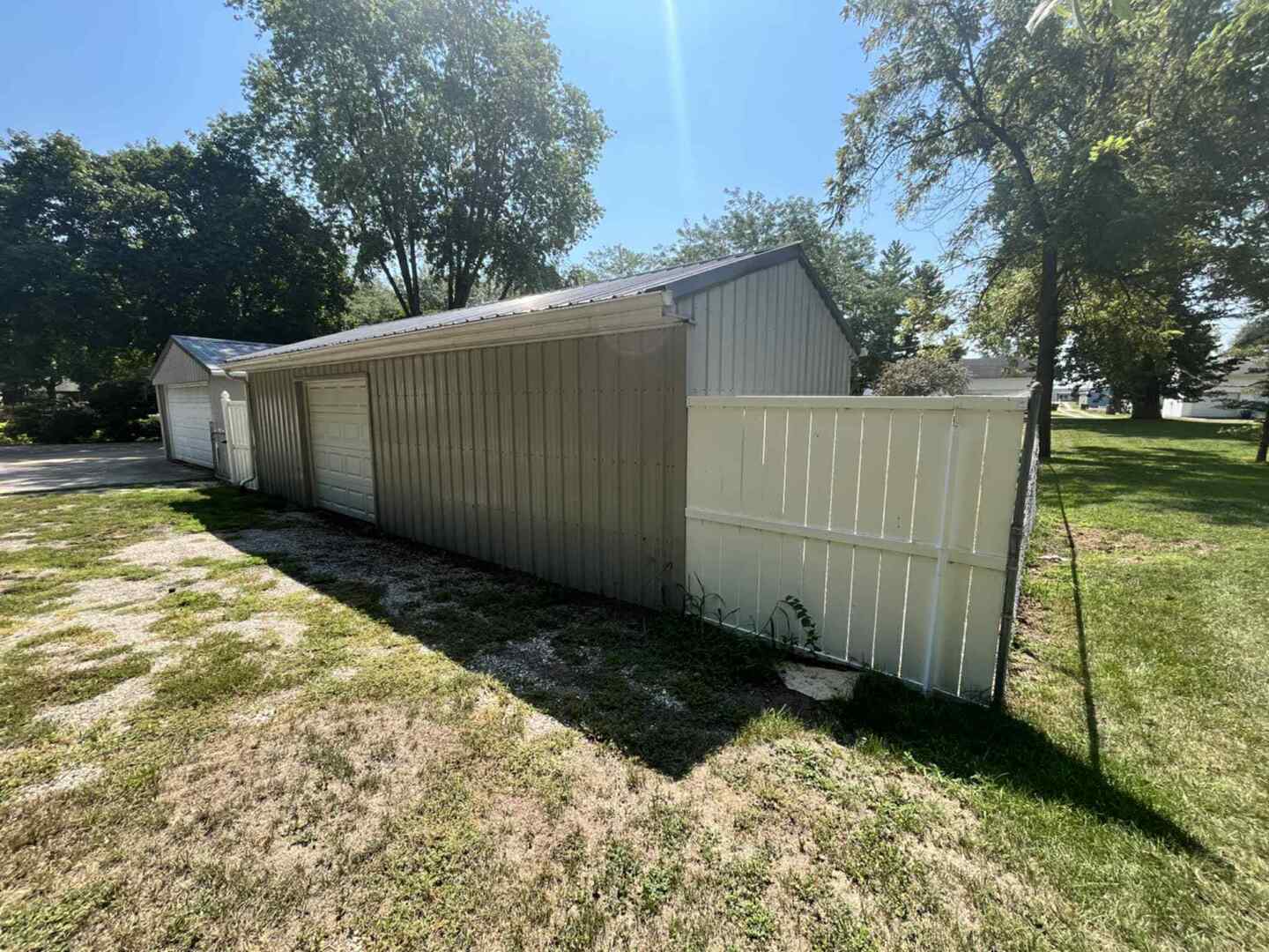 225 N East Avenue, Bonfield, IL 60913
