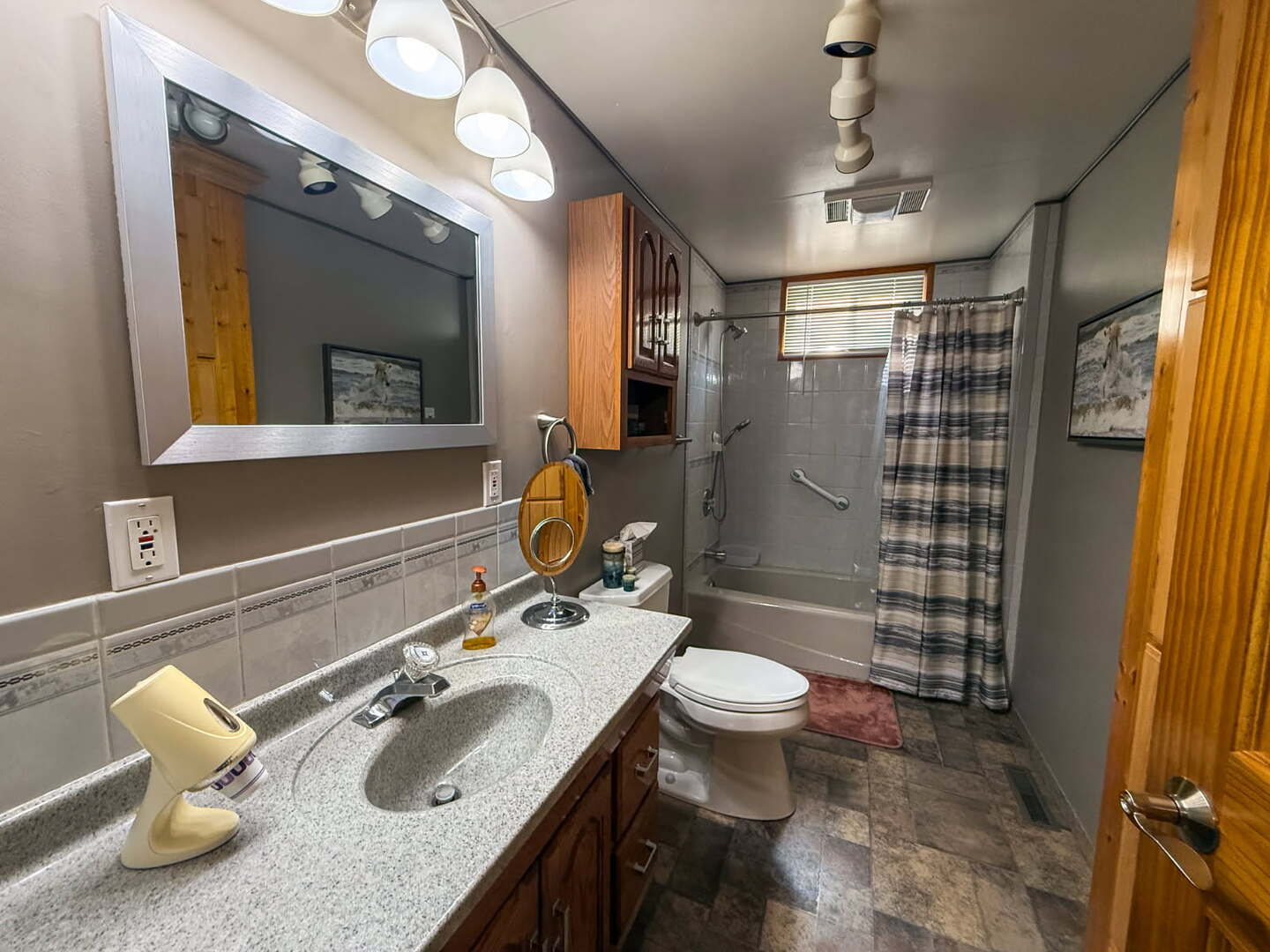 225 N East Avenue, Bonfield, IL 60913