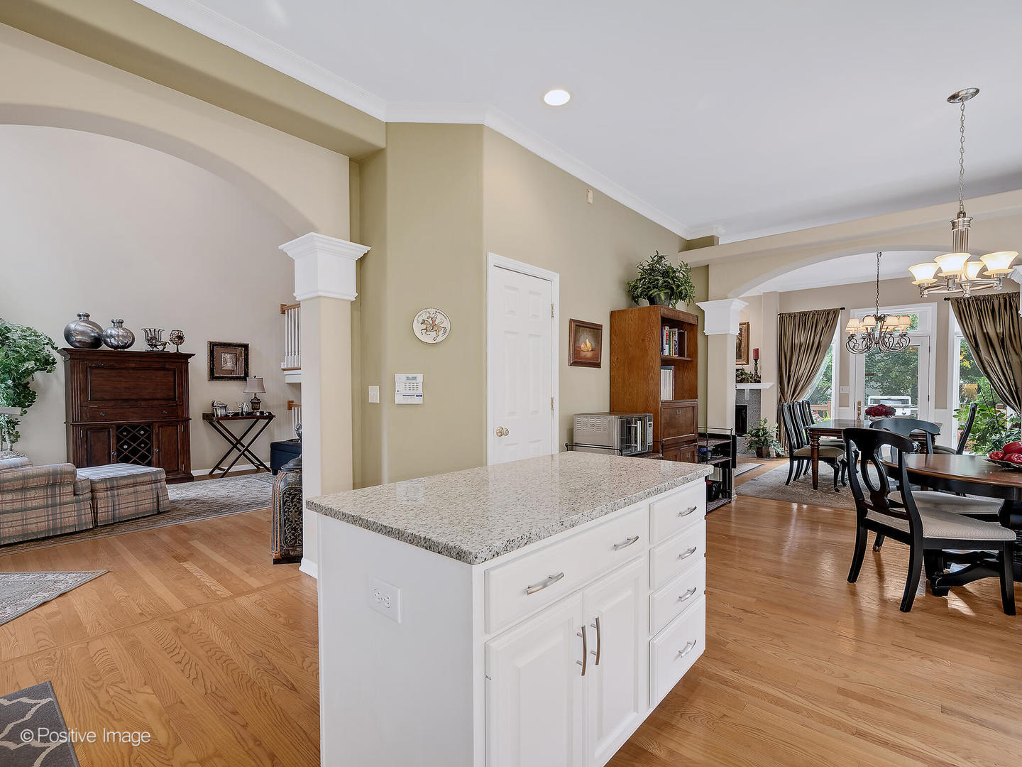 875 N Coolidge Avenue, Palatine, IL 60067