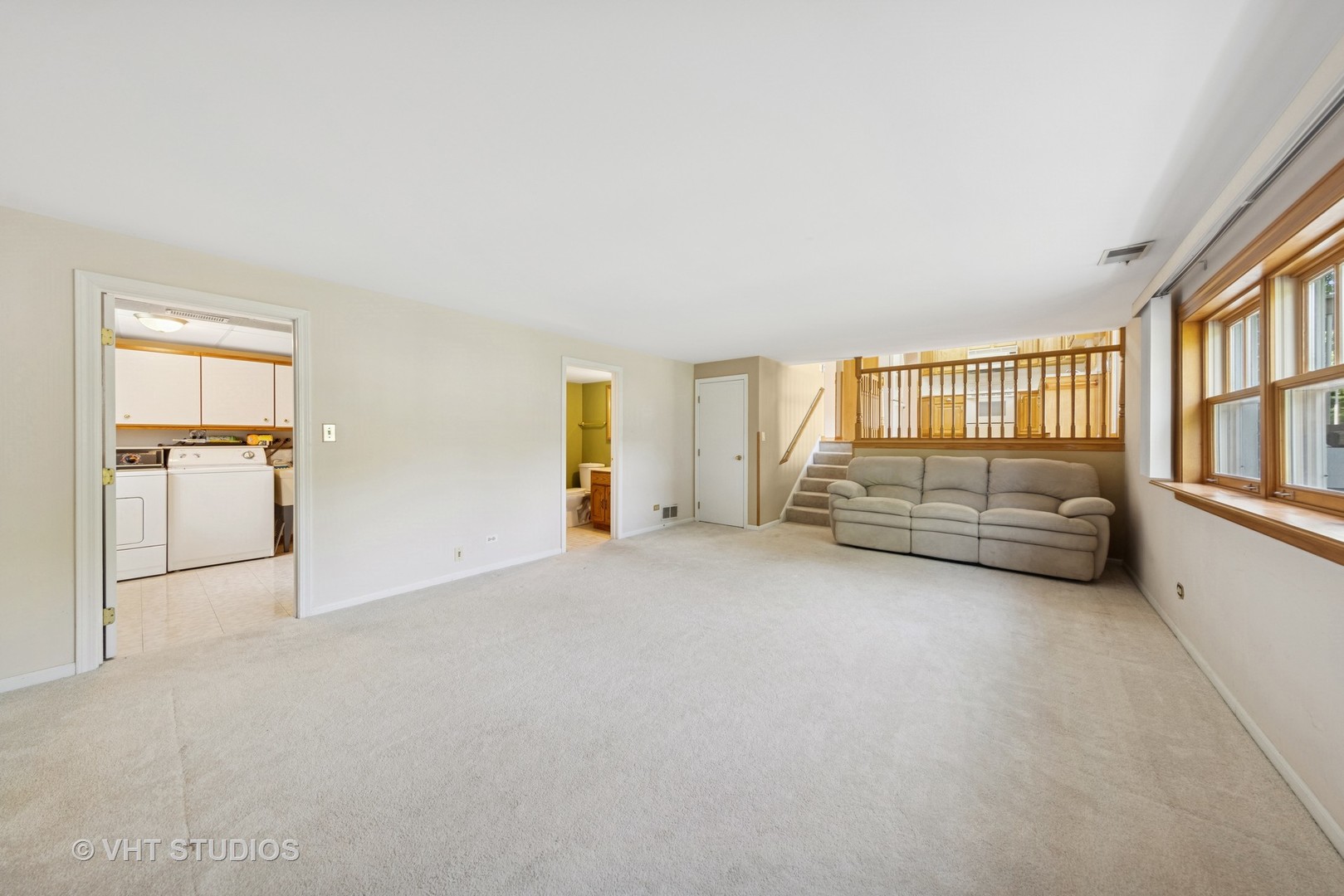 7769 Danbury Drive, Darien, IL 60561