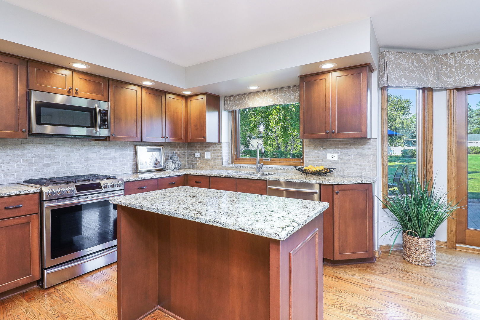14061 Persimmon Drive, Orland Park, IL 60467
