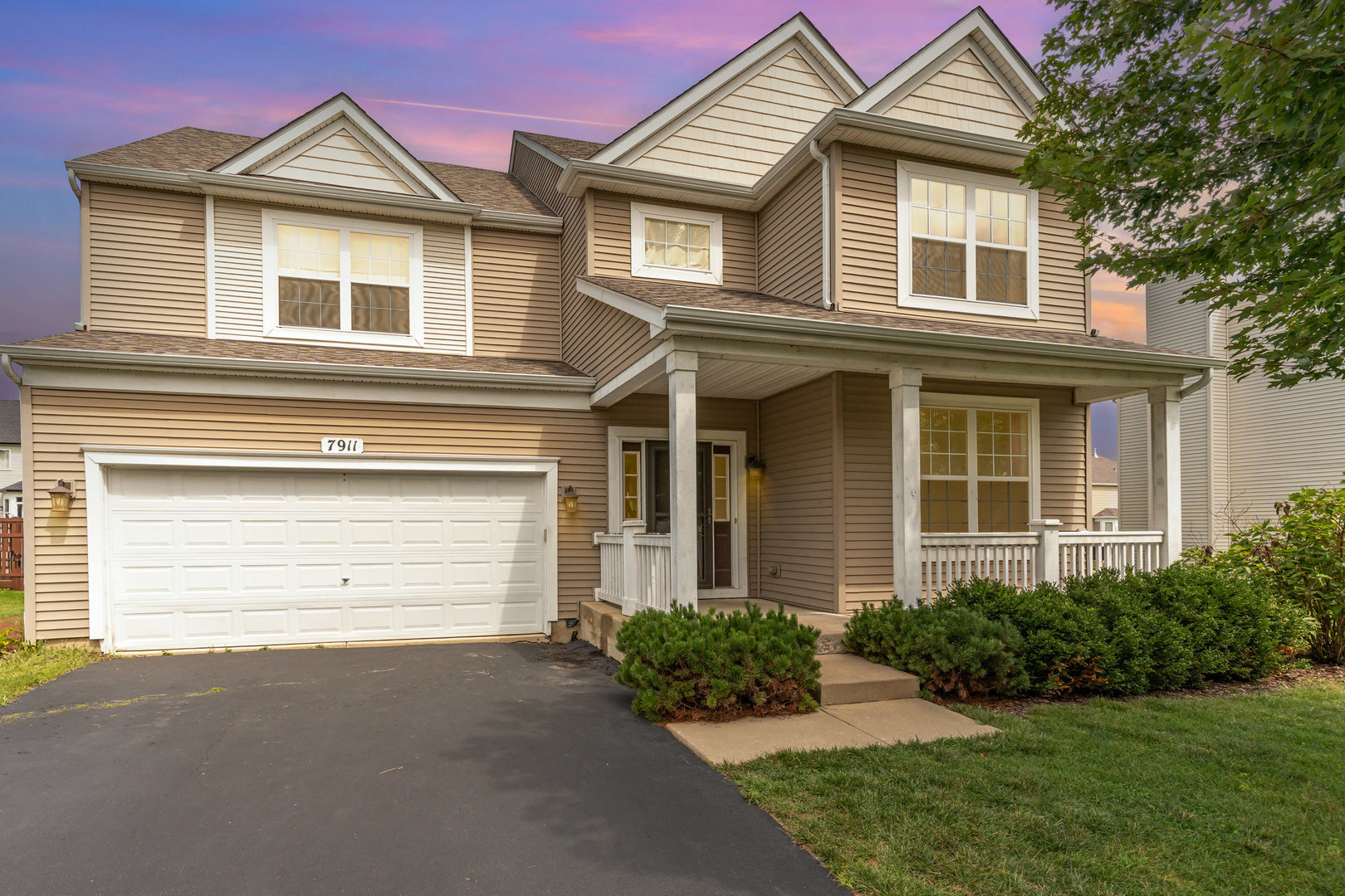 7911 Indigo Drive, Joliet, IL 60431