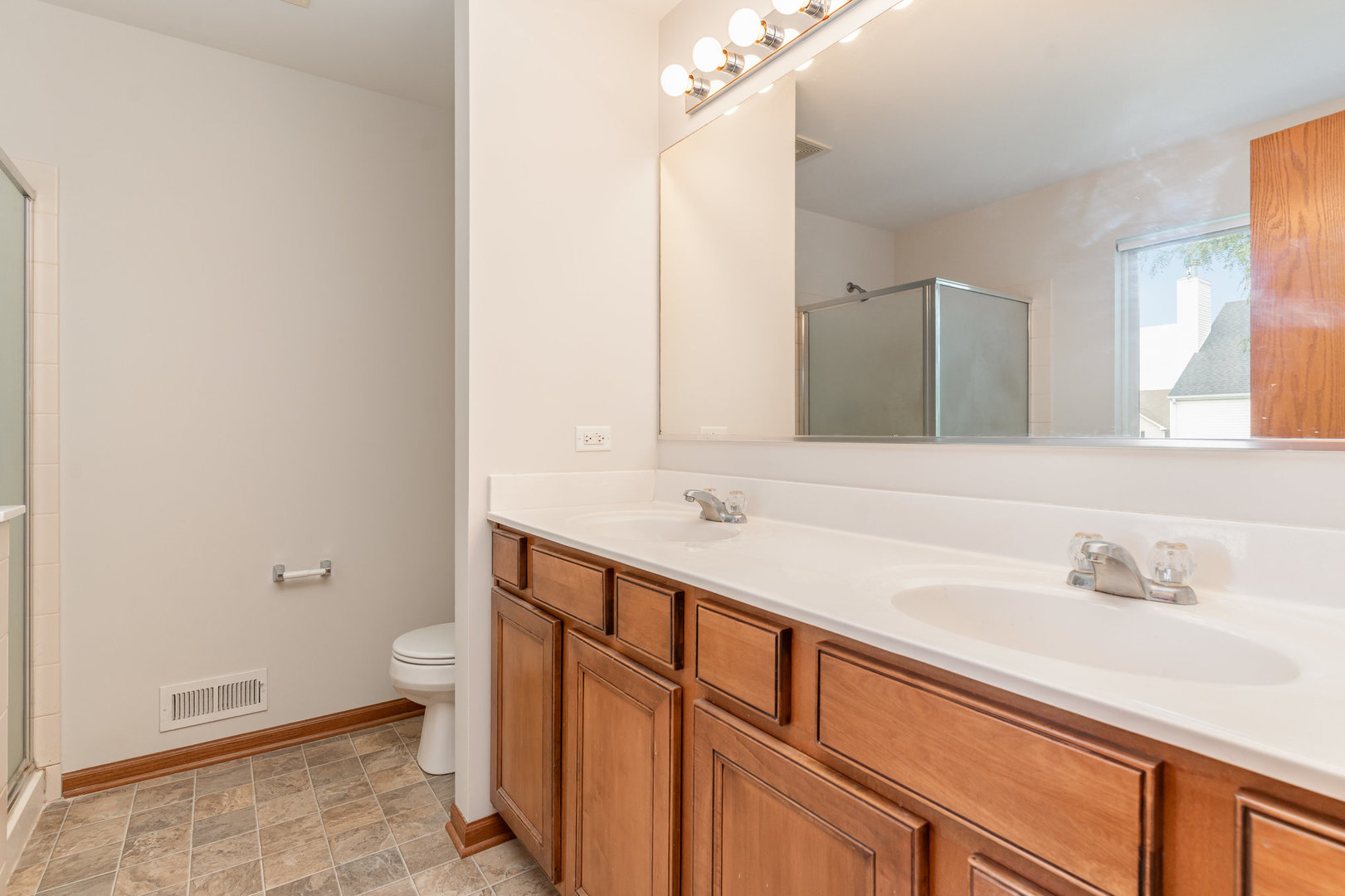 7911 Indigo Drive, Joliet, IL 60431