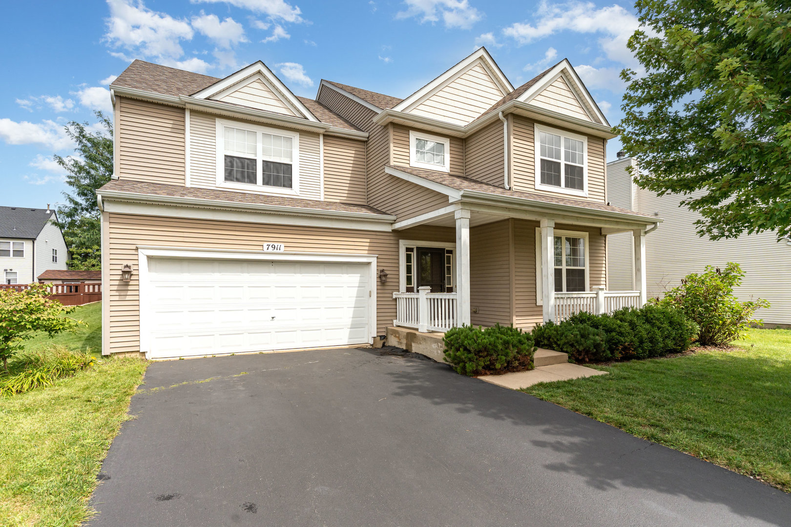 7911 Indigo Drive, Joliet, IL 60431