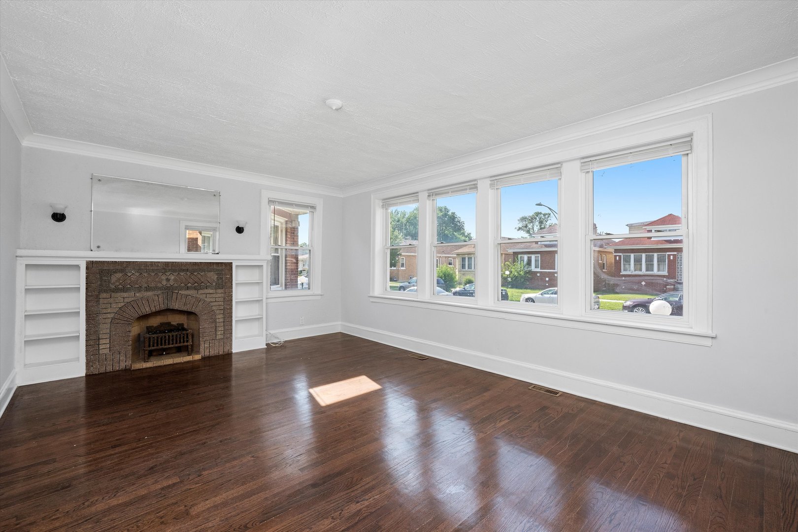 432 E 88th Street, Chicago, IL 60619