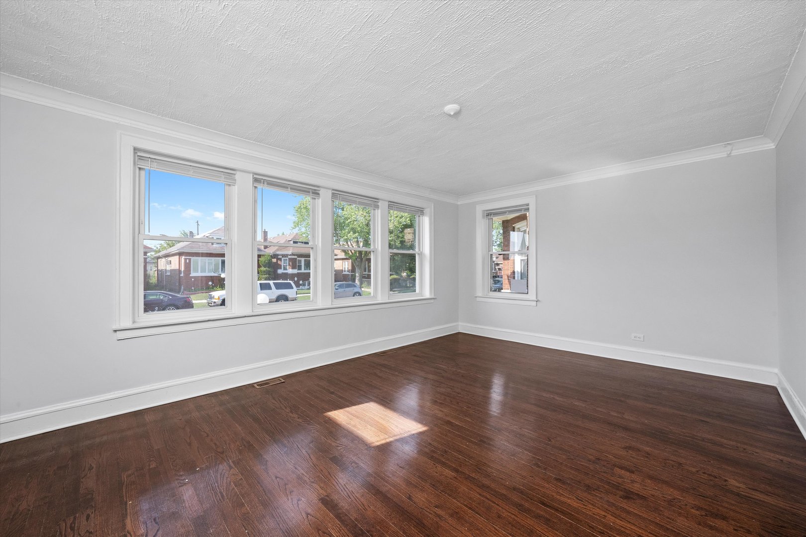 432 E 88th Street, Chicago, IL 60619