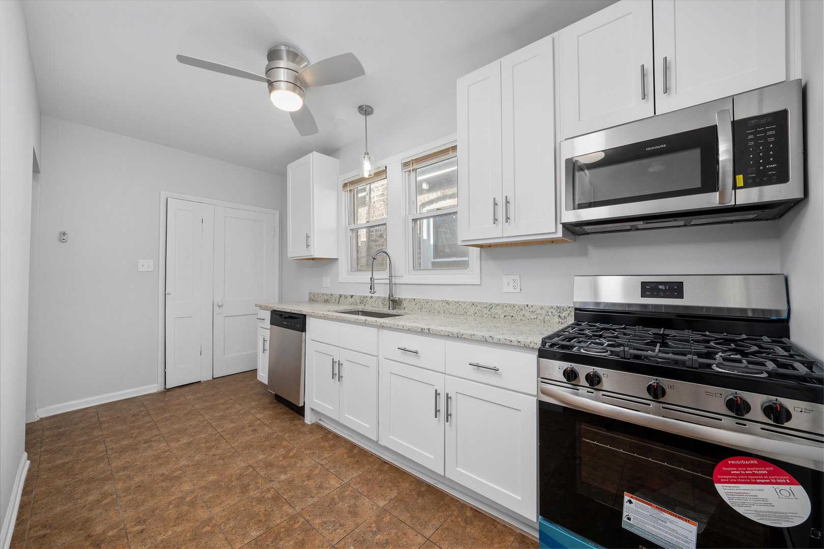 432 E 88th Street, Chicago, IL 60619