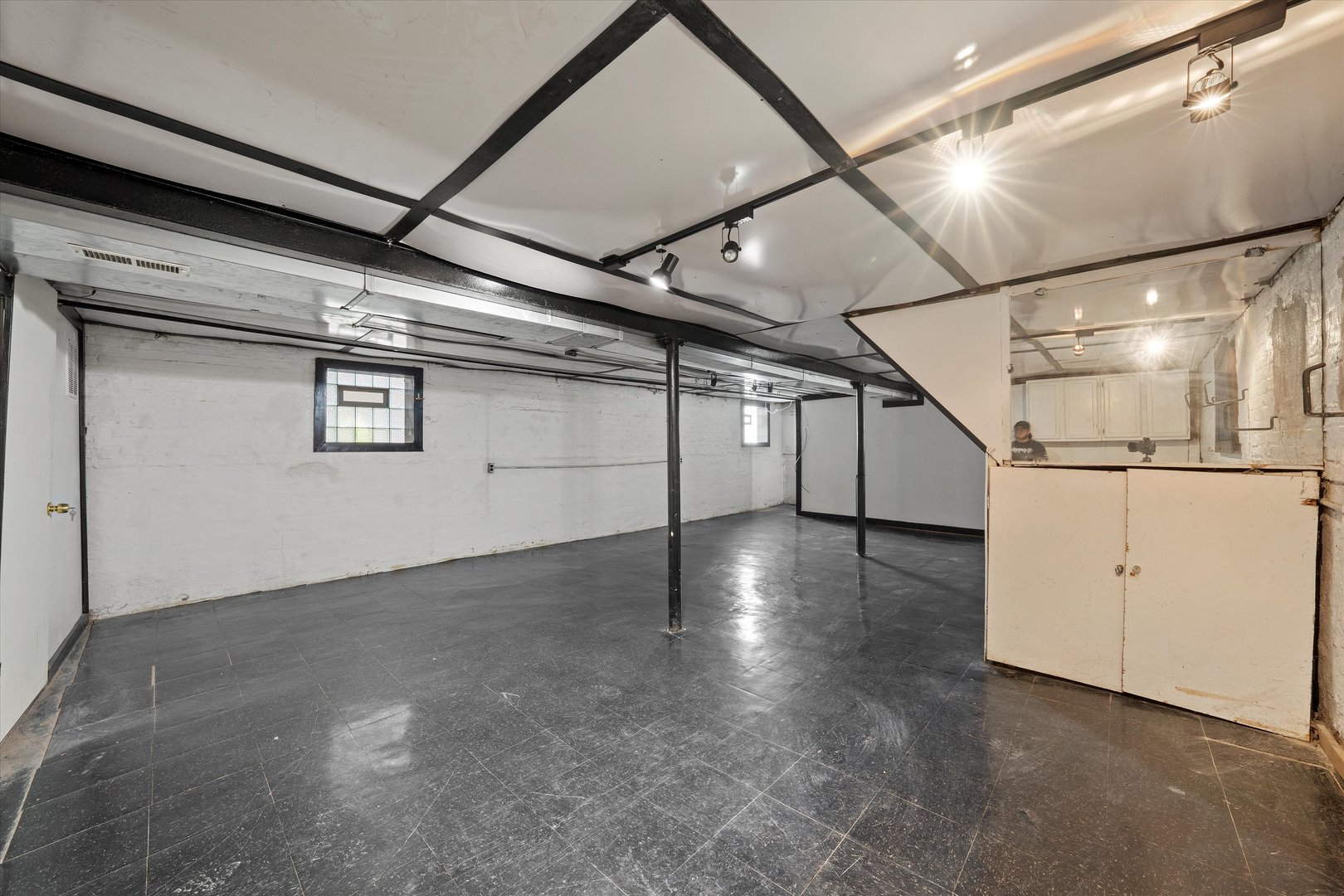 432 E 88th Street, Chicago, IL 60619