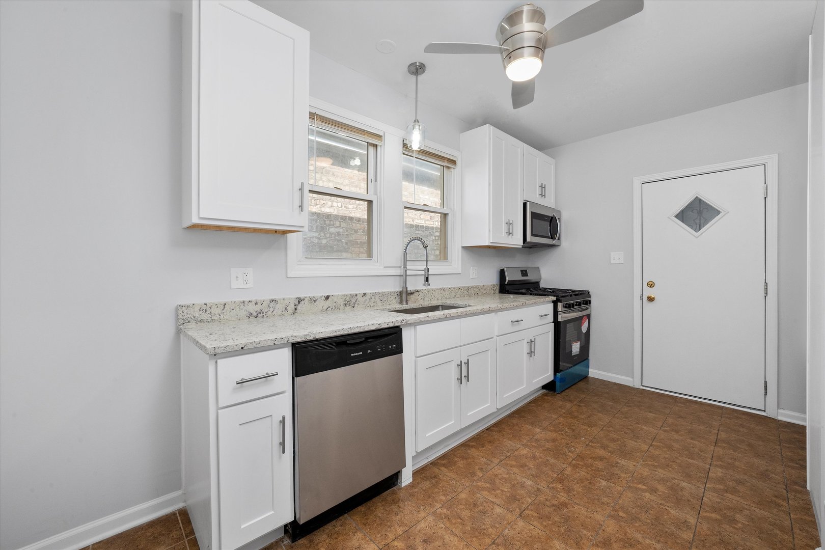 432 E 88th Street, Chicago, IL 60619