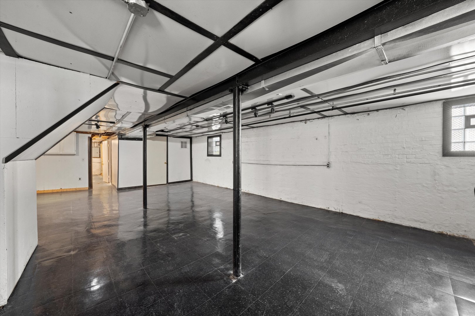 432 E 88th Street, Chicago, IL 60619