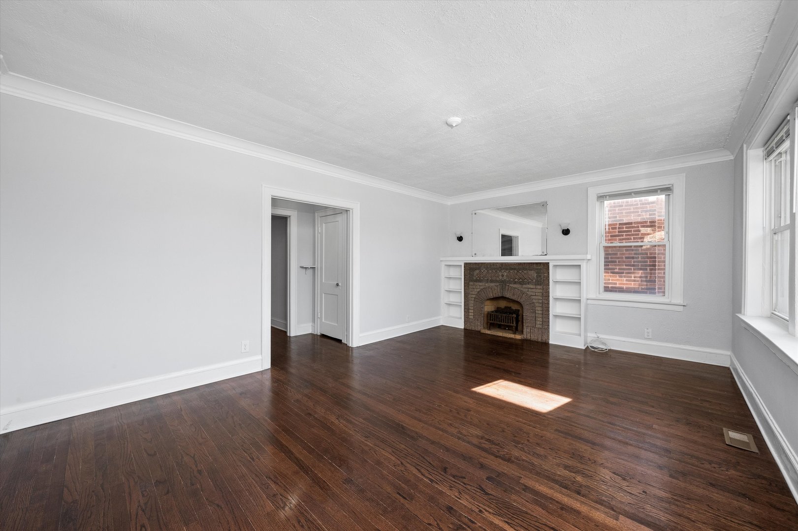 432 E 88th Street, Chicago, IL 60619