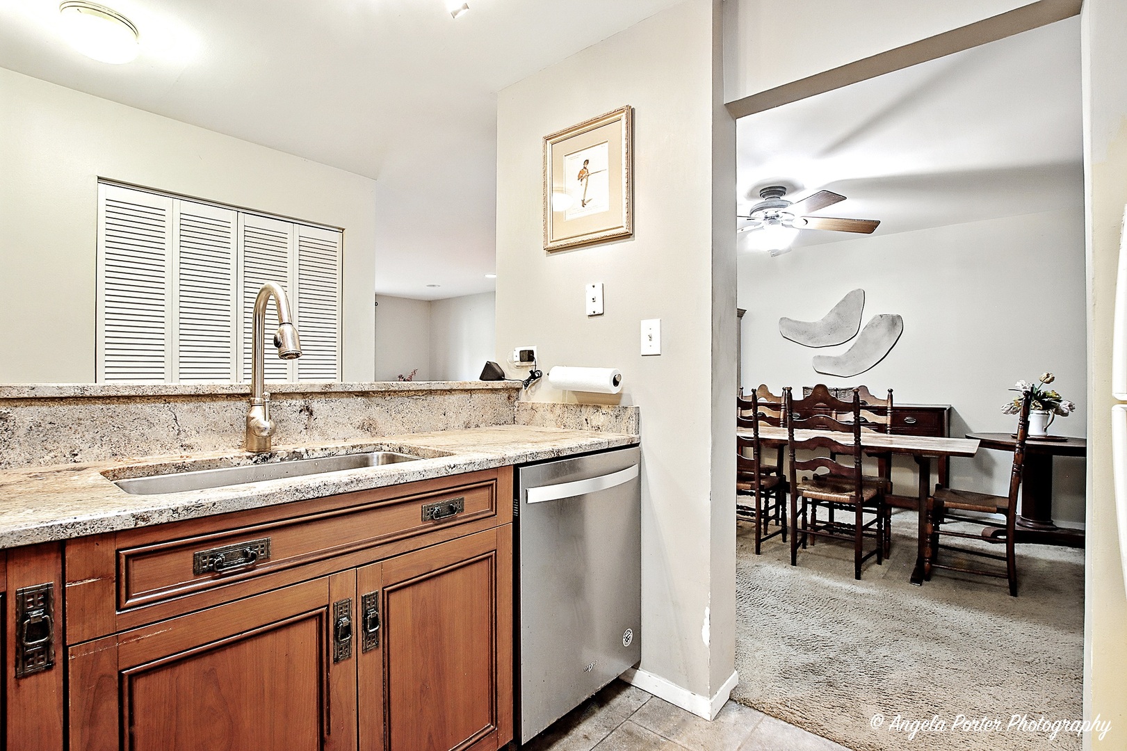 33661 N ROYAL OAK Lane #101, Grayslake, IL 60030